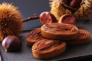 〈アンリ･シャルパンティエ〉
・焼き栗モンブラン