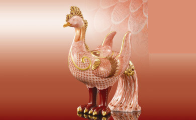 飾り「飾壷 金彩藤絵」 金龍窯 江口天童 有田焼 陶磁器 – Takumi