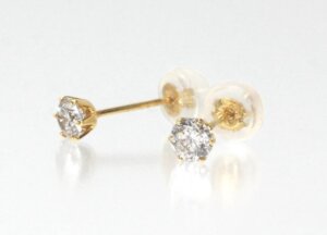 K18ダイヤモンドピアス