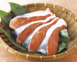 北海道産他 秋鮭切身
