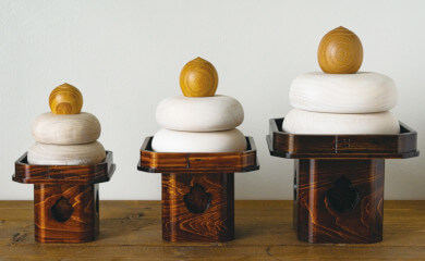 ‼️渡部です‼️極美品⭐️木製鏡餅（メープル・径約10.5cm） 渡部です‼️極美品⭐️木製鏡餅（メープル・径約10.5cm） 渡部です