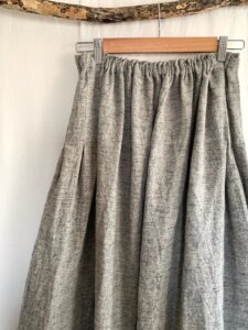 ギャザースカート